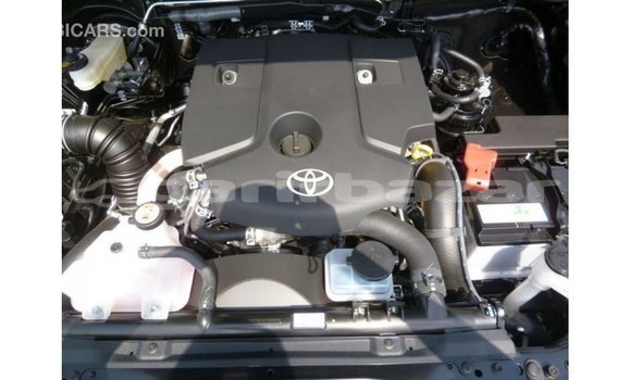 Buy Import 2018 Toyota Hilux in Import - Dubai, Bandarban Buy Import 2018 Toyota Hilux in Import - Dubai, Bandarban