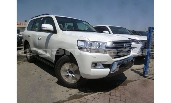 Buy Import 2018 Toyota Land Cruiser in Import - Dubai, Bandarban Buy Import 2018 Toyota Land Cruiser in Import - Dubai, Bandarban