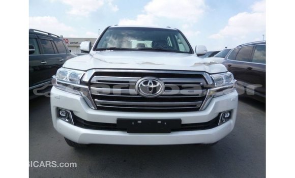 Buy Import 2018 Toyota Land Cruiser in Import - Dubai, Bandarban Buy Import 2018 Toyota Land Cruiser in Import - Dubai, Bandarban