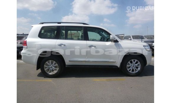 Buy Import 2018 Toyota Land Cruiser in Import - Dubai, Bandarban Buy Import 2018 Toyota Land Cruiser in Import - Dubai, Bandarban