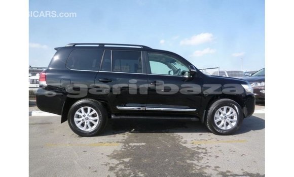 Buy Import 2018 Toyota Land Cruiser in Import - Dubai, Bandarban Buy Import 2018 Toyota Land Cruiser in Import - Dubai, Bandarban