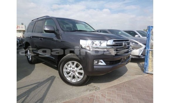 Buy Import 2018 Toyota Land Cruiser in Import - Dubai, Bandarban Buy Import 2018 Toyota Land Cruiser in Import - Dubai, Bandarban