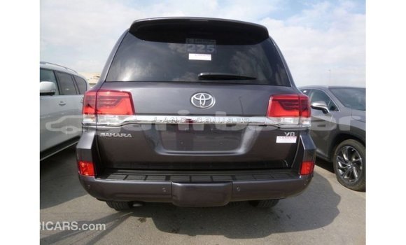 Buy Import 2018 Toyota Land Cruiser in Import - Dubai, Bandarban Buy Import 2018 Toyota Land Cruiser in Import - Dubai, Bandarban