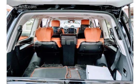 Buy Import 2019 Toyota Land Cruiser in Import - Dubai, Bandarban Buy Import 2019 Toyota Land Cruiser in Import - Dubai, Bandarban