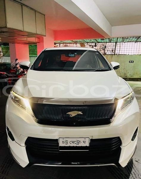 Big with watermark toyota harrier 14540