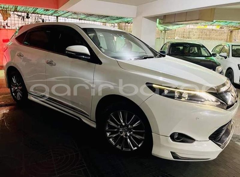 Big with watermark toyota harrier 14540