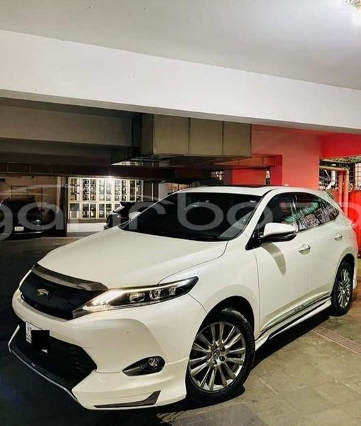 Big with watermark toyota harrier 14540