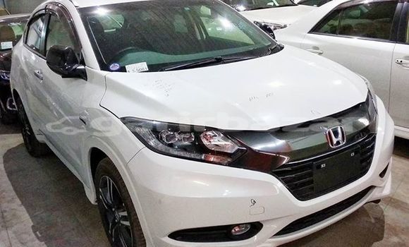 Buy Used Honda Vezel in Dhaka, Dhaka