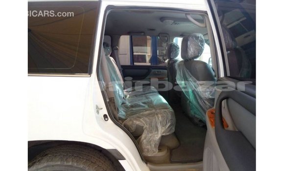 Buy Import 2005 Toyota Land Cruiser in Import - Dubai, Bandarban Buy Import 2005 Toyota Land Cruiser in Import - Dubai, Bandarban
