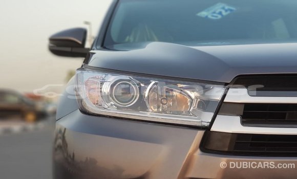 Buy Import 2014 Toyota Highlander in Import - Dubai, Bandarban Buy Import 2014 Toyota Highlander in Import - Dubai, Bandarban