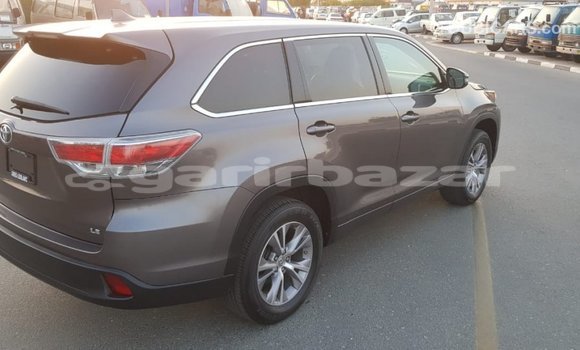 Buy Import 2014 Toyota Highlander in Import - Dubai, Bandarban Buy Import 2014 Toyota Highlander in Import - Dubai, Bandarban