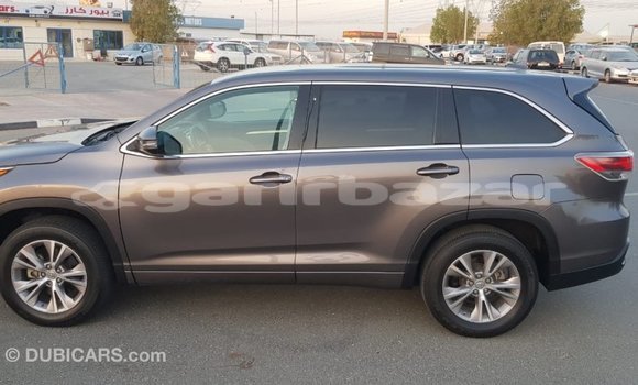 Buy Import 2014 Toyota Highlander in Import - Dubai, Bandarban Buy Import 2014 Toyota Highlander in Import - Dubai, Bandarban