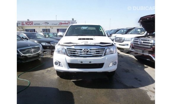 Buy Import 2012 Toyota Hilux in Import - Dubai, Bandarban Buy Import 2012 Toyota Hilux in Import - Dubai, Bandarban