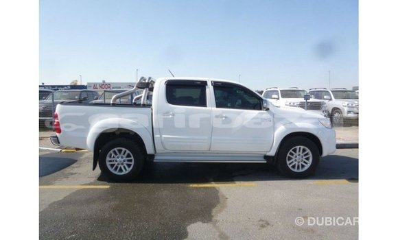 Buy Import 2012 Toyota Hilux in Import - Dubai, Bandarban Buy Import 2012 Toyota Hilux in Import - Dubai, Bandarban