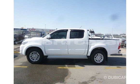 Buy Import 2012 Toyota Hilux in Import - Dubai, Bandarban Buy Import 2012 Toyota Hilux in Import - Dubai, Bandarban