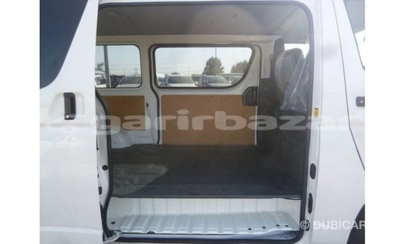 Buy Import 2014 Toyota Hiace in Import - Dubai, Bandarban Buy Import 2014 Toyota Hiace in Import - Dubai, Bandarban