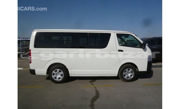 Buy Import 2012 Toyota Hiace in Import - Dubai, Bandarban Buy Import 2012 Toyota Hiace in Import - Dubai, Bandarban