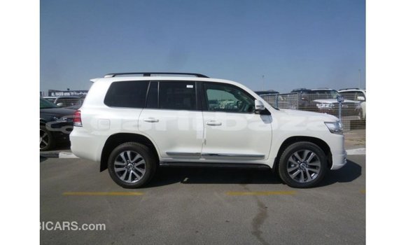 Buy Import 2019 Toyota Land Cruiser in Import - Dubai, Bandarban Buy Import 2019 Toyota Land Cruiser in Import - Dubai, Bandarban
