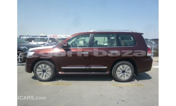 Buy Import 2019 Toyota Land Cruiser in Import - Dubai, Bandarban Buy Import 2019 Toyota Land Cruiser in Import - Dubai, Bandarban