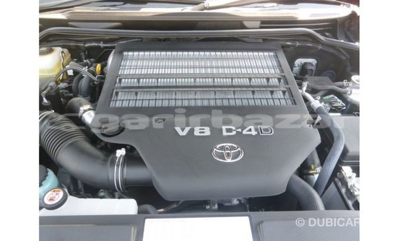 Buy Import 2019 Toyota Land Cruiser in Import - Dubai, Bandarban Buy Import 2019 Toyota Land Cruiser in Import - Dubai, Bandarban