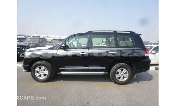 Buy Import 2017 Toyota Land Cruiser in Import - Dubai, Bandarban Buy Import 2017 Toyota Land Cruiser in Import - Dubai, Bandarban