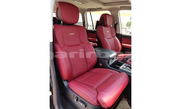 Buy Import 2019 Toyota Land Cruiser in Import - Dubai, Bandarban Buy Import 2019 Toyota Land Cruiser in Import - Dubai, Bandarban