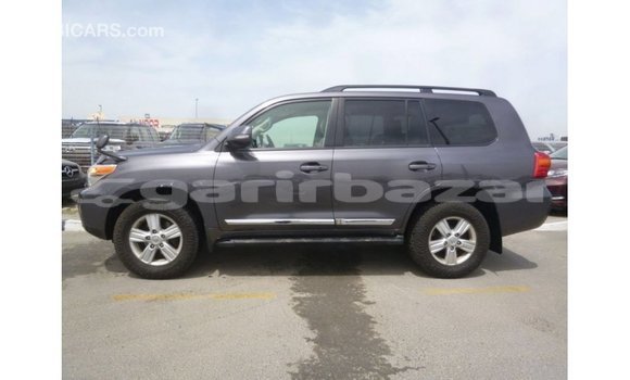 Buy Import 2014 Toyota Land Cruiser in Import - Dubai, Bandarban Buy Import 2014 Toyota Land Cruiser in Import - Dubai, Bandarban