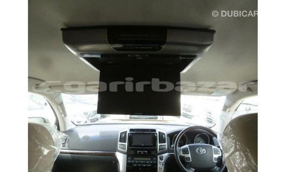 Buy Import 2014 Toyota Land Cruiser in Import - Dubai, Bandarban Buy Import 2014 Toyota Land Cruiser in Import - Dubai, Bandarban