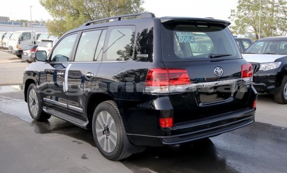 Buy Import 2019 Toyota Land Cruiser in Import - Dubai, Bandarban Buy Import 2019 Toyota Land Cruiser in Import - Dubai, Bandarban