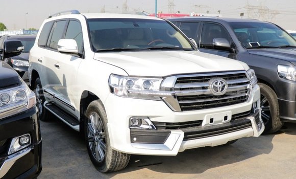 কেনা আমদানি Toyota Land Cruiser White গাড়ী মধ্যে ইম্পোর্ট - দুবাই মধ্যে Bandarban কেনা আমদানি Toyota Land Cruiser White গাড়ী মধ্যে ইম্পোর্ট - দুবাই মধ্যে Bandarban