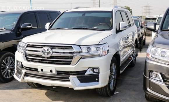 কেনা আমদানি Toyota Land Cruiser White গাড়ী মধ্যে ইম্পোর্ট - দুবাই মধ্যে Bandarban কেনা আমদানি Toyota Land Cruiser White গাড়ী মধ্যে ইম্পোর্ট - দুবাই মধ্যে Bandarban