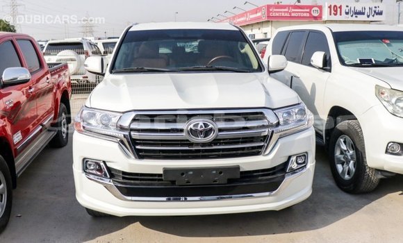 কেনা আমদানি Toyota Land Cruiser White গাড়ী মধ্যে ইম্পোর্ট - দুবাই মধ্যে Bandarban কেনা আমদানি Toyota Land Cruiser White গাড়ী মধ্যে ইম্পোর্ট - দুবাই মধ্যে Bandarban