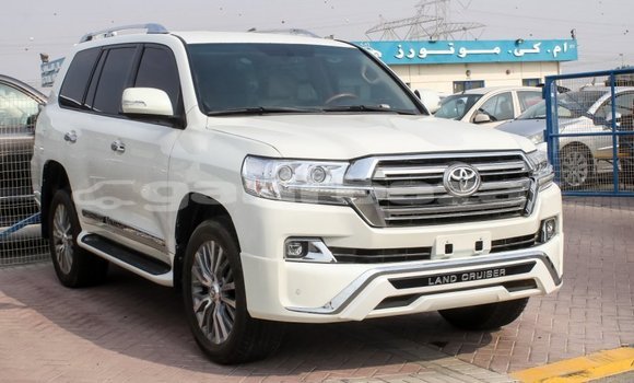 কেনা আমদানি Toyota Land Cruiser White গাড়ী মধ্যে ইম্পোর্ট - দুবাই মধ্যে Bandarban কেনা আমদানি Toyota Land Cruiser White গাড়ী মধ্যে ইম্পোর্ট - দুবাই মধ্যে Bandarban