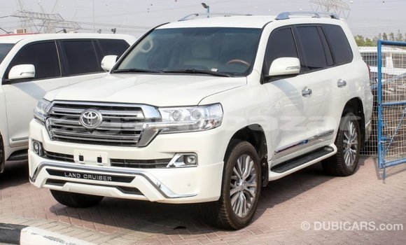 কেনা আমদানি Toyota Land Cruiser White গাড়ী মধ্যে ইম্পোর্ট - দুবাই মধ্যে Bandarban কেনা আমদানি Toyota Land Cruiser White গাড়ী মধ্যে ইম্পোর্ট - দুবাই মধ্যে Bandarban