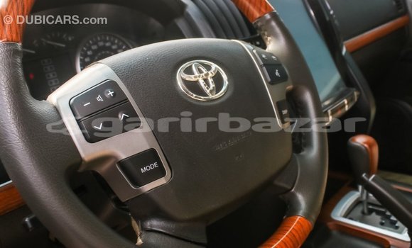কেনা আমদানি Toyota Land Cruiser White গাড়ী মধ্যে ইম্পোর্ট - দুবাই মধ্যে Bandarban কেনা আমদানি Toyota Land Cruiser White গাড়ী মধ্যে ইম্পোর্ট - দুবাই মধ্যে Bandarban