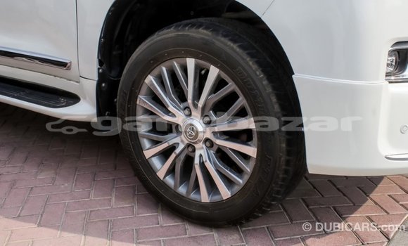 কেনা আমদানি Toyota Land Cruiser White গাড়ী মধ্যে ইম্পোর্ট - দুবাই মধ্যে Bandarban কেনা আমদানি Toyota Land Cruiser White গাড়ী মধ্যে ইম্পোর্ট - দুবাই মধ্যে Bandarban