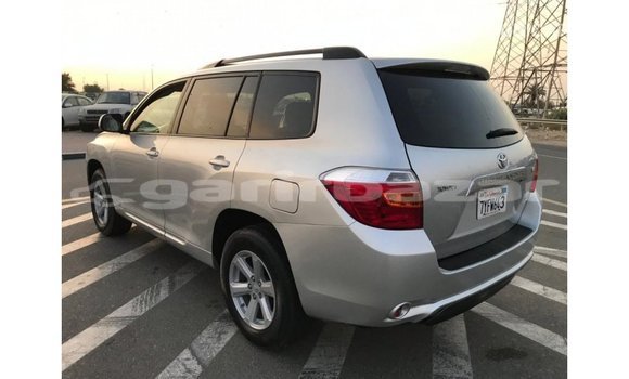 Buy Import 2008 Toyota Highlander in Import - Dubai, Bandarban Buy Import 2008 Toyota Highlander in Import - Dubai, Bandarban