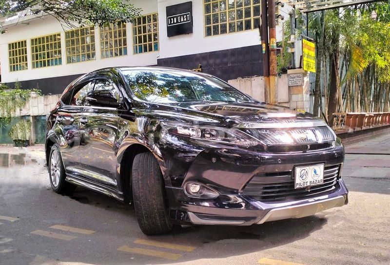 Big with watermark toyota harrier dhaka dhaka 15805