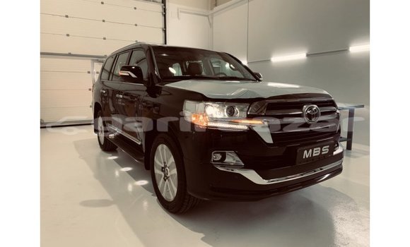 Buy Import 2019 Toyota Land Cruiser in Import - Dubai, Bandarban Buy Import 2019 Toyota Land Cruiser in Import - Dubai, Bandarban