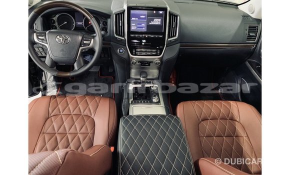 Buy Import 2019 Toyota Land Cruiser in Import - Dubai, Bandarban Buy Import 2019 Toyota Land Cruiser in Import - Dubai, Bandarban