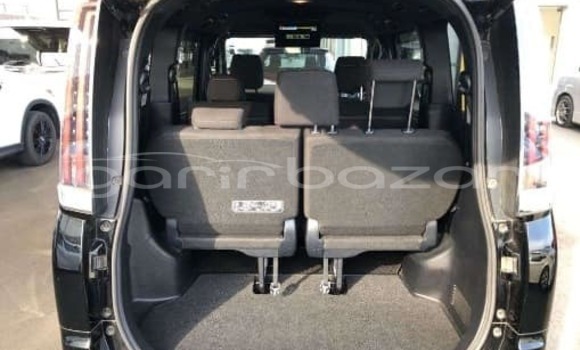 Buy Used 2020 Toyota Noah in Bajitpur, Kishorganj Buy Used 2020 Toyota Noah in Bajitpur, Kishorganj