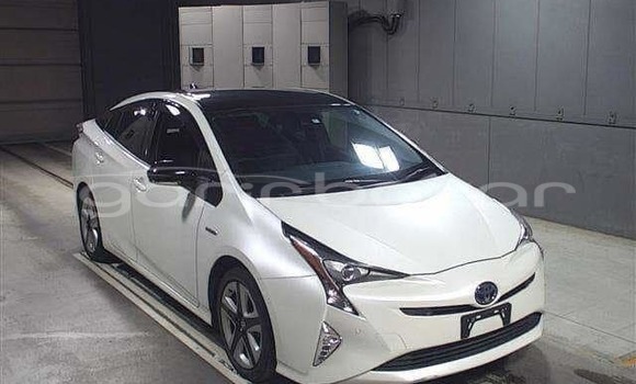 Buy Used 2021 Toyota prius in Badarganj, Rangpur Buy Used 2021 Toyota prius in Badarganj, Rangpur