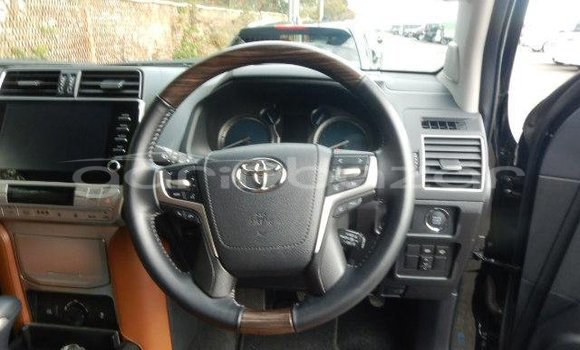 Buy Used 2022 Toyota Land Cruiser in Badarganj, Rangpur Buy Used 2022 Toyota Land Cruiser in Badarganj, Rangpur