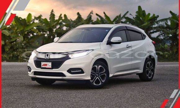 Buy Used 2022 Honda Vezel in Badarganj, Rangpur Buy Used 2022 Honda Vezel in Badarganj, Rangpur