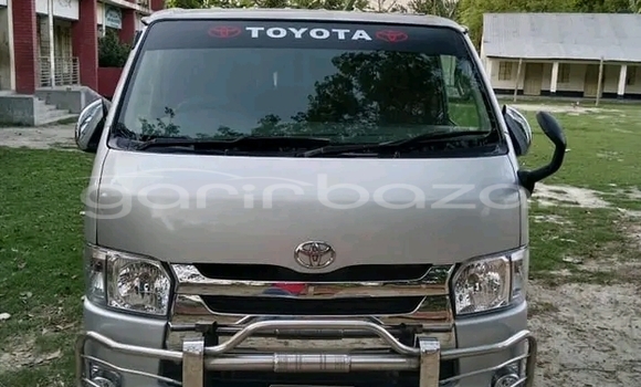 Buy Used Toyota Hiace in Bandarban, Bandarban Buy Used Toyota Hiace in Bandarban, Bandarban