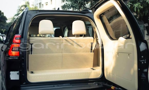 Buy Used 2020 Toyota Land cruiser prado in Bajitpur, Kishorganj Buy Used 2020 Toyota Land cruiser prado in Bajitpur, Kishorganj