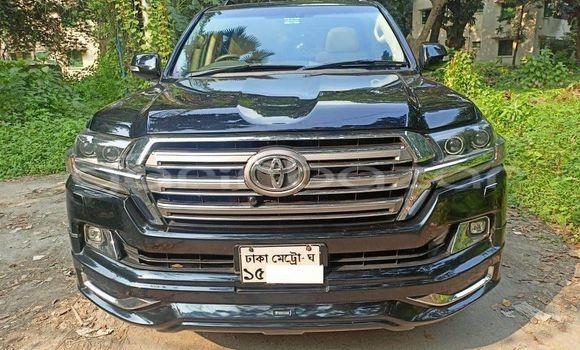 Buy Used 2021 Toyota Land Cruiser in Bagerhat, Khulna Buy Used 2021 Toyota Land Cruiser in Bagerhat, Khulna
