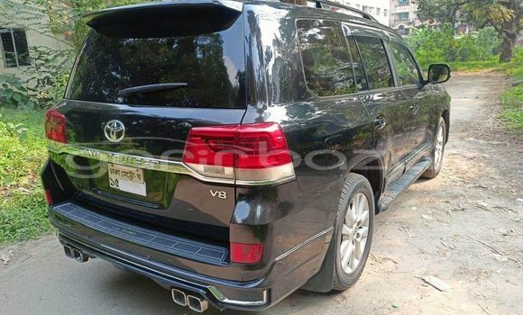 Buy Used 2021 Toyota Land Cruiser in Bagerhat, Khulna Buy Used 2021 Toyota Land Cruiser in Bagerhat, Khulna