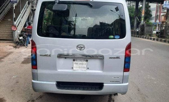 Buy Used 2020 Toyota Hiace in Bagerhat, Khulna Buy Used 2020 Toyota Hiace in Bagerhat, Khulna
