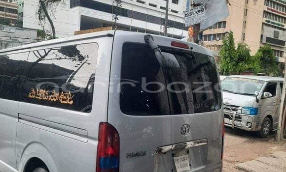 Buy Used 2020 Toyota Hiace in Bagerhat, Khulna Buy Used 2020 Toyota Hiace in Bagerhat, Khulna